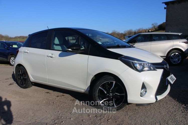 Toyota Yaris VVT-I 100 CV COLLECTION GPS 3D CAMÉRA RE USB JA 16 ATTELAGE BLUETOOTH RÉGULATEUR - <small></small> 10.500 € <small>TTC</small> - #1