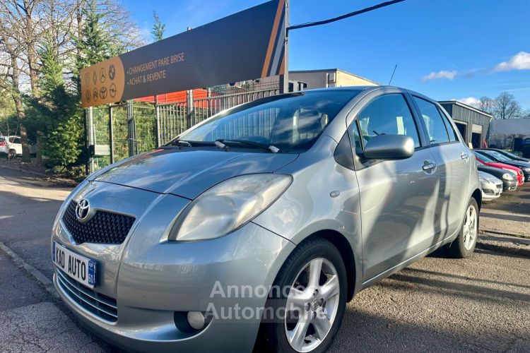 Toyota Yaris YARIS II 87 VVT-I LUNA MULTIMODE 5P - <small></small> 6.495 € <small>TTC</small> - #1