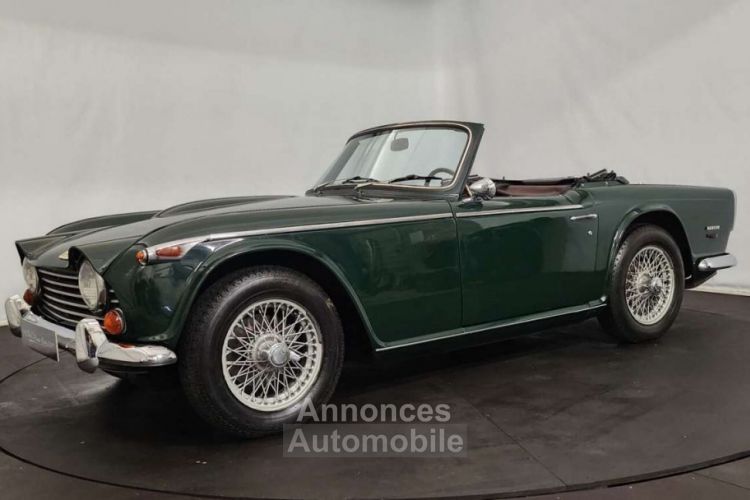 Triumph TR250 - <small></small> 38.750 € <small>TTC</small> - #5