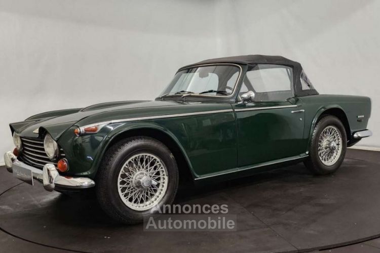 Triumph TR250 - <small></small> 38.750 € <small>TTC</small> - #7