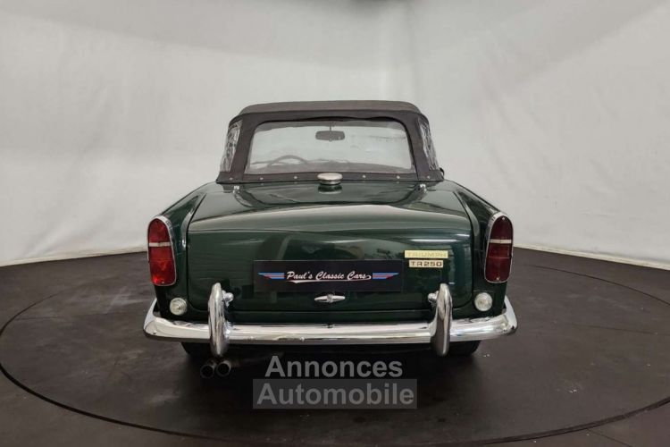 Triumph TR250 - <small></small> 38.750 € <small>TTC</small> - #12