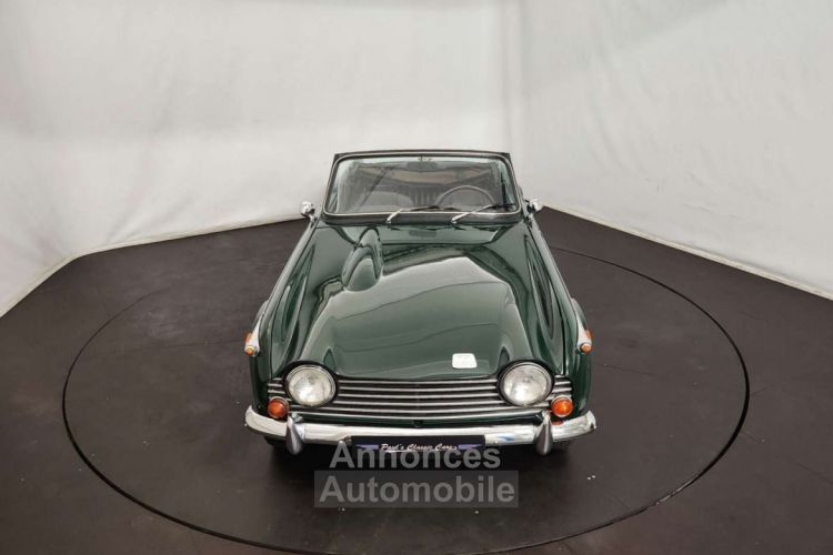 Triumph TR250 - <small></small> 38.750 € <small>TTC</small> - #15