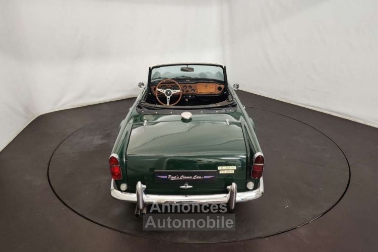 Triumph TR250 - <small></small> 38.750 € <small>TTC</small> - #16