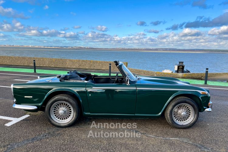 Triumph TR250 - <small></small> 35.900 € <small>TTC</small> - #11