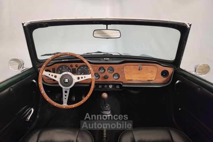 Triumph TR250 - <small></small> 38.750 € <small>TTC</small> - #29