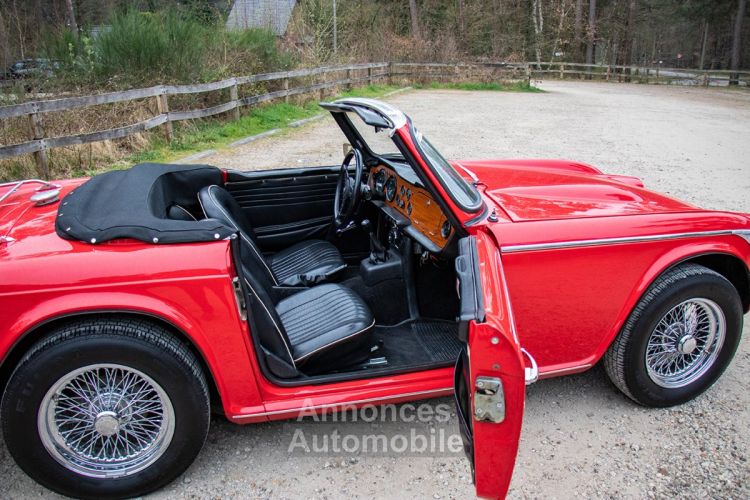 Triumph TR250 Overdrive 2.5L straight 6 with 111bhp - <small></small> 38.800 € <small>TTC</small> - #11