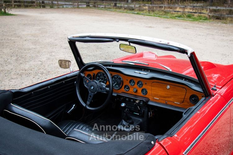 Triumph TR250 Overdrive 2.5L straight 6 with 111bhp - <small></small> 38.800 € <small>TTC</small> - #15