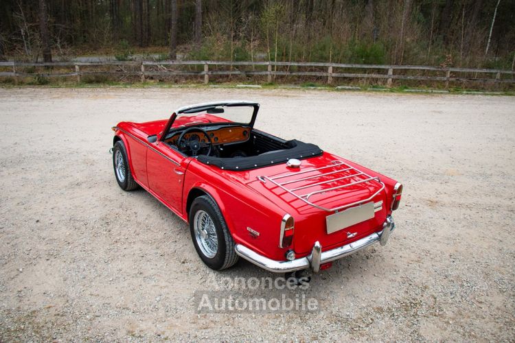 Triumph TR250 Overdrive 2.5L straight 6 with 111bhp - <small></small> 38.800 € <small>TTC</small> - #37