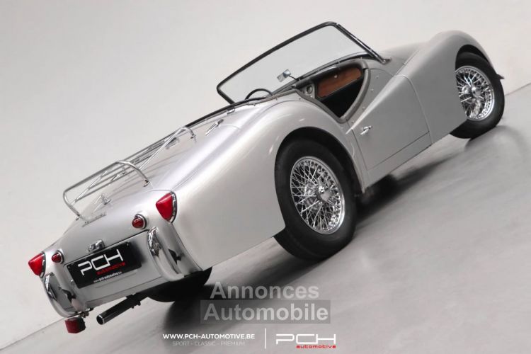 Triumph TR3 1959 A - <small></small> 33.999 € <small>TTC</small> - #10