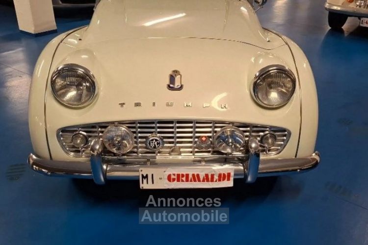 Triumph TR3 1960 A**TARGA MILANO**ASI TARGA ORO - <small></small> 39.000 € <small>TTC</small> - #10