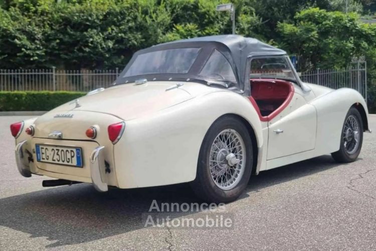 Triumph TR3 1960 Spider - <small></small> 37.900 € <small>TTC</small> - #4