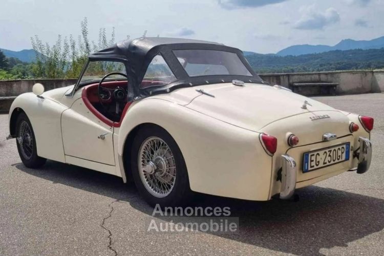 Triumph TR3 1960 Spider - <small></small> 37.900 € <small>TTC</small> - #8