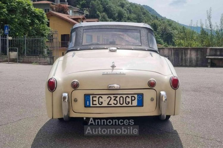 Triumph TR3 1960 Spider - <small></small> 37.900 € <small>TTC</small> - #13