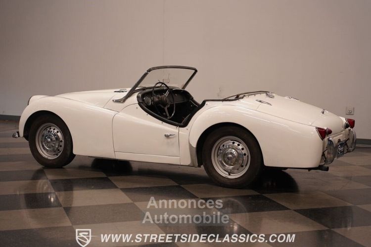 Triumph TR3A - <small></small> 30.800 € <small>TTC</small> - #11