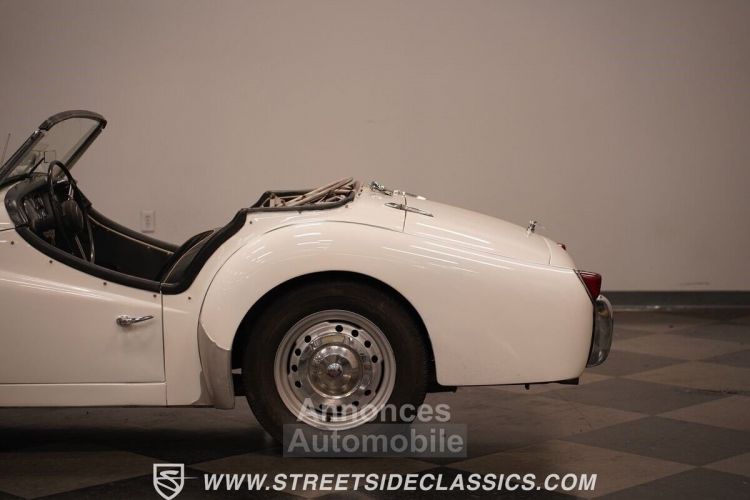 Triumph TR3A - <small></small> 30.800 € <small>TTC</small> - #27