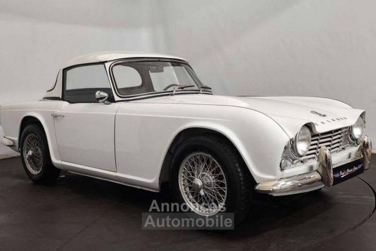 Triumph TR4 - <small></small> 37.500 € <small>TTC</small> - #1