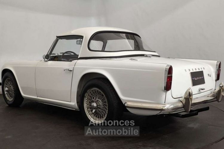 Triumph TR4 - <small></small> 37.500 € <small>TTC</small> - #2