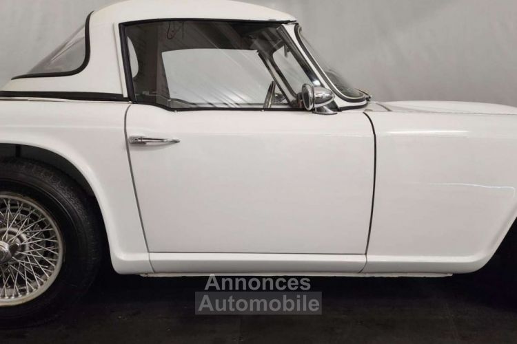 Triumph TR4 - <small></small> 37.500 € <small>TTC</small> - #25