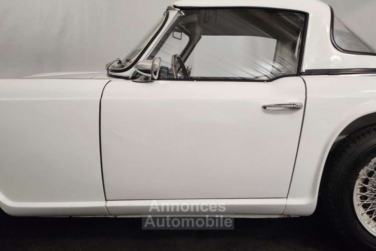 Triumph TR4 - <small></small> 37.500 € <small>TTC</small> - #31