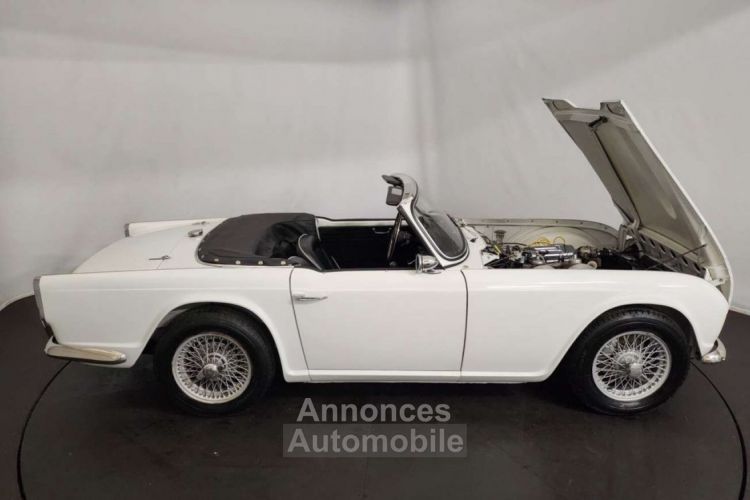 Triumph TR4 - <small></small> 37.500 € <small>TTC</small> - #49