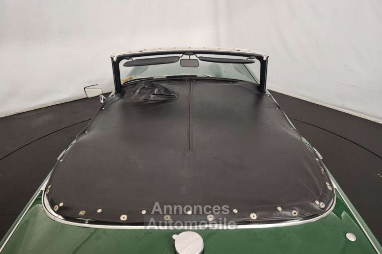 Triumph TR4 - <small></small> 38.500 € <small>TTC</small> - #27