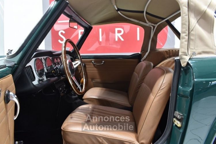 Triumph TR4 - <small></small> 36.900 € <small>TTC</small> - #30