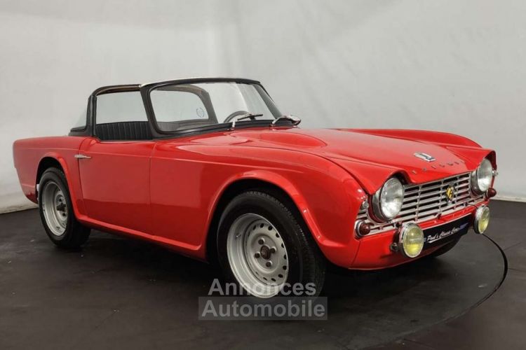 Triumph TR4 - <small></small> 26.450 € <small>TTC</small> - #3