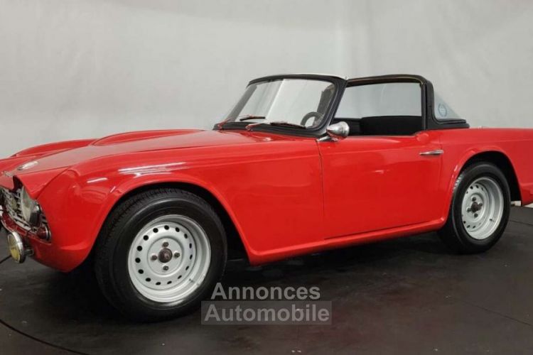 Triumph TR4 - <small></small> 26.450 € <small>TTC</small> - #5