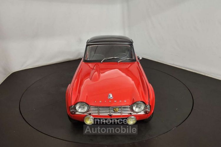 Triumph TR4 - <small></small> 26.450 € <small>TTC</small> - #12