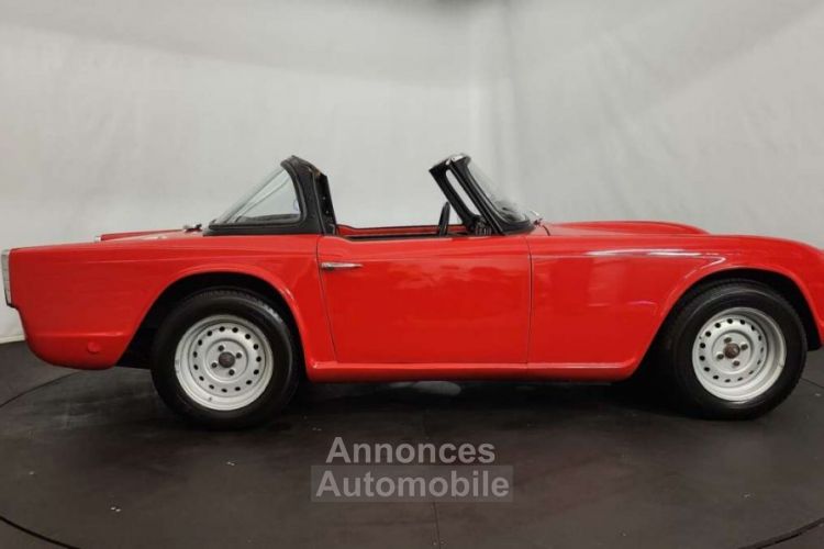 Triumph TR4 - <small></small> 26.450 € <small>TTC</small> - #15