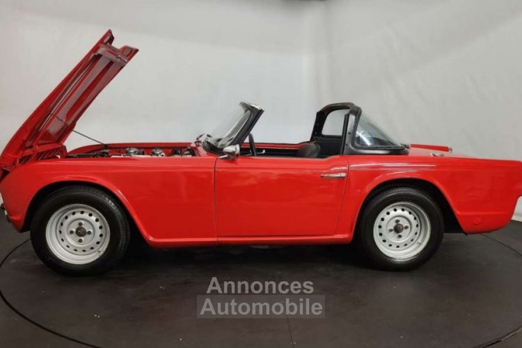 Triumph TR4 - <small></small> 26.450 € <small>TTC</small> - #48