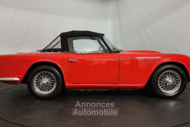 Triumph TR4 - <small></small> 34.500 € <small>TTC</small> - #18