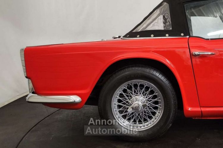 Triumph TR4 - <small></small> 34.500 € <small>TTC</small> - #19