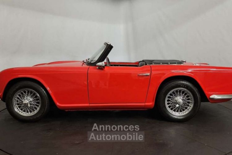 Triumph TR4 - <small></small> 34.500 € <small>TTC</small> - #22