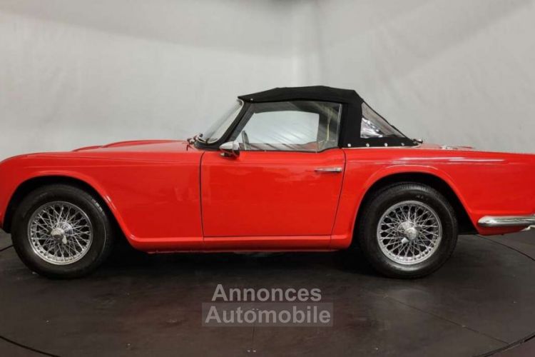 Triumph TR4 - <small></small> 34.500 € <small>TTC</small> - #23