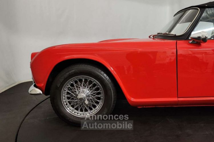 Triumph TR4 - <small></small> 34.500 € <small>TTC</small> - #24