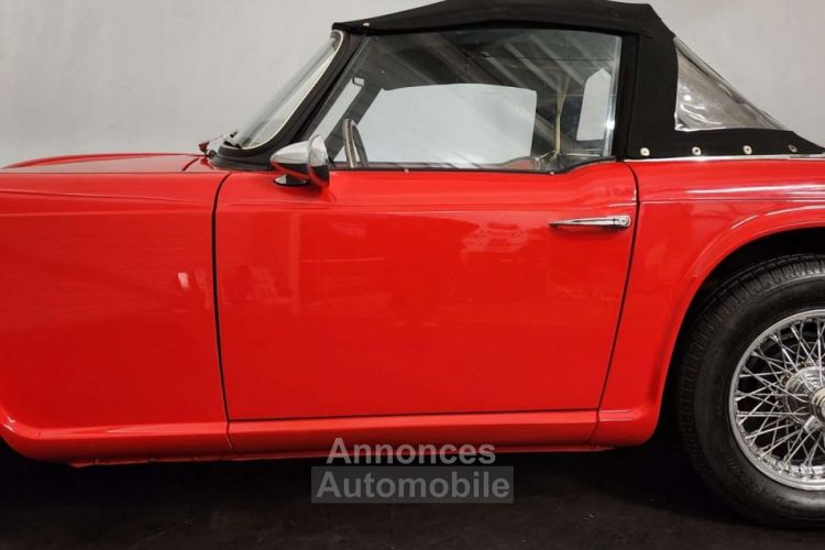 Triumph TR4 - <small></small> 34.500 € <small>TTC</small> - #25