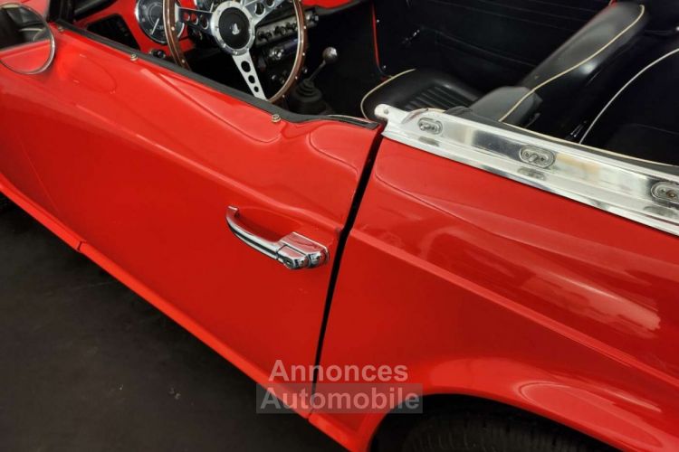 Triumph TR4 - <small></small> 34.500 € <small>TTC</small> - #30