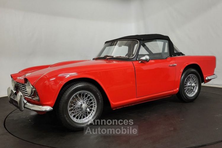 Triumph TR4 - <small></small> 34.500 € <small>TTC</small> - #2