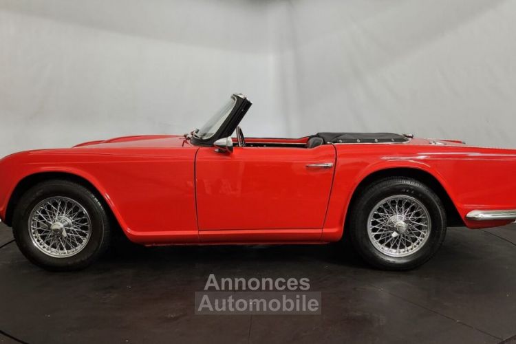 Triumph TR4 - <small></small> 34.500 € <small>TTC</small> - #9