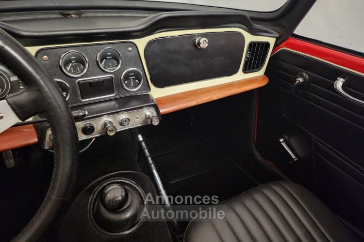 Triumph TR4 - <small></small> 26.450 € <small>TTC</small> - #37