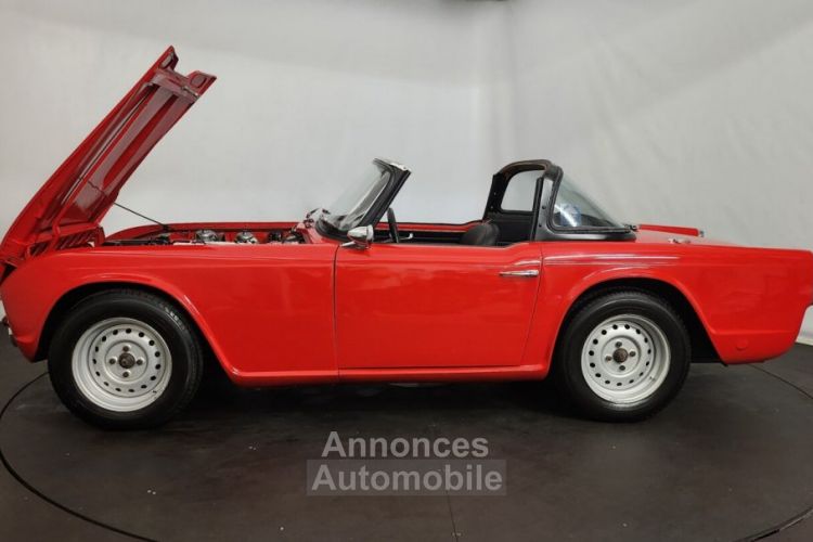 Triumph TR4 - <small></small> 26.450 € <small>TTC</small> - #52