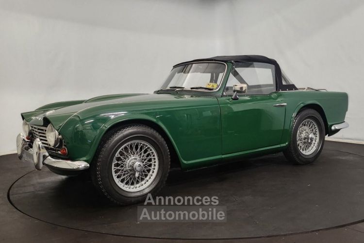 Triumph TR4 - <small></small> 38.500 € <small>TTC</small> - #2