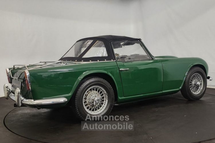 Triumph TR4 - <small></small> 38.500 € <small>TTC</small> - #26