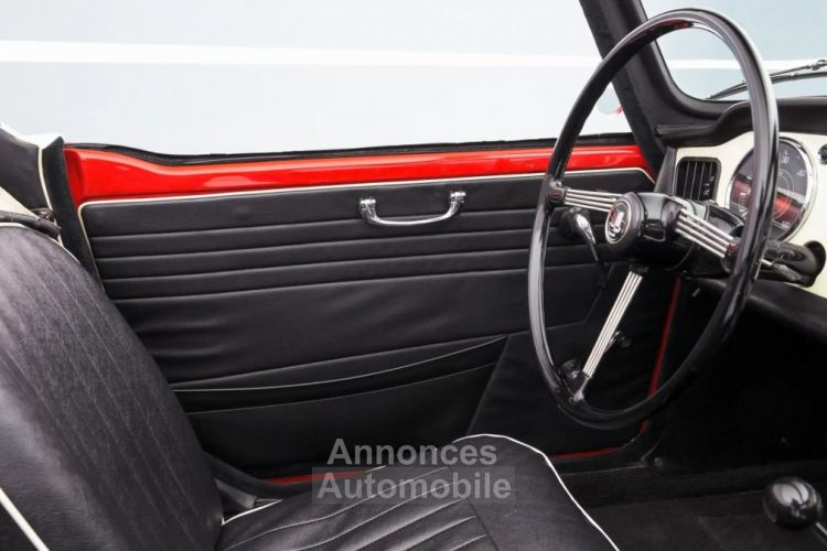 Triumph TR4 1963 Sport - <small></small> 33.480 € <small>TTC</small> - #2