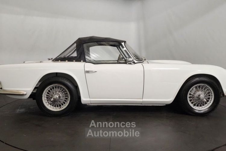 Triumph TR4 overdrive - <small></small> 37.500 € <small>TTC</small> - #4