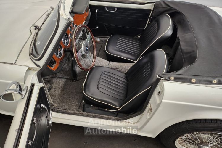 Triumph TR4 overdrive - <small></small> 37.500 € <small>TTC</small> - #38