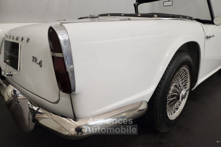 Triumph TR4 overdrive - <small></small> 37.500 € <small>TTC</small> - #68