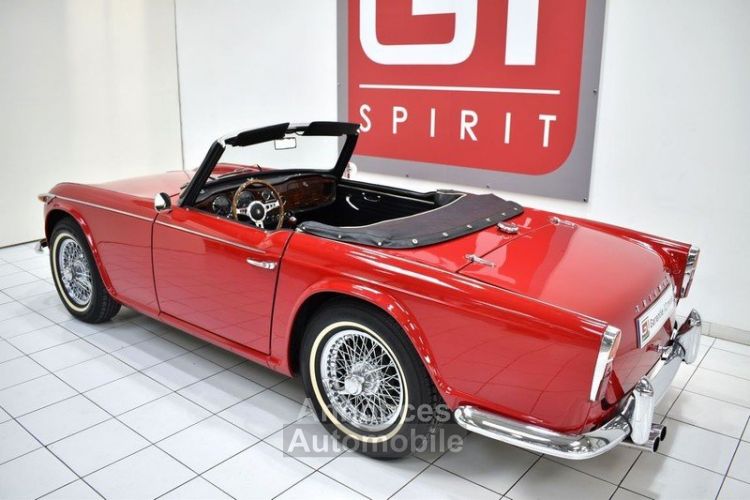 Triumph TR4A TR4 A IRS + Overdrive - <small></small> 39.900 € <small>TTC</small> - #16