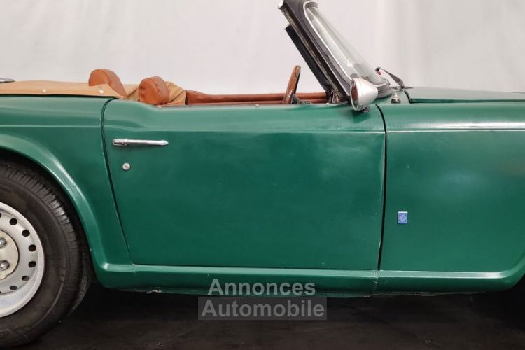 Triumph TR6 - <small></small> 11.750 € <small>TTC</small> - #16